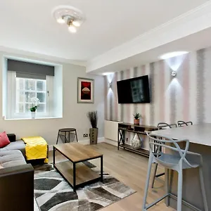 Apartment Ultra Modern, West End Village, Refurbished 1 Bed, Edinburgh